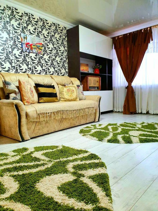 Apartment Ushakova 16 Dnipro Exterior photo